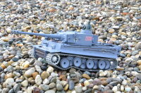 RC Panzer "German Tiger I" Heng Long 1:16 Grau, Rauch&Sound,Metallgetriebe (Stahl) und Metallketten -2,4Ghz -V 7.0 - PRO mit RRZ